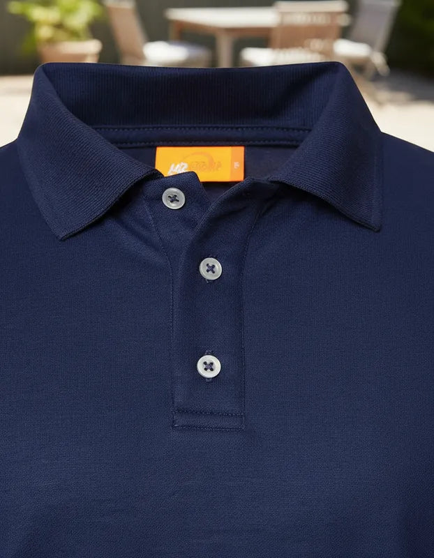 Polera de vestir azul marino manga larga cuello piqué corte recto para hombres con filtro solar UV 50+ marca IQ