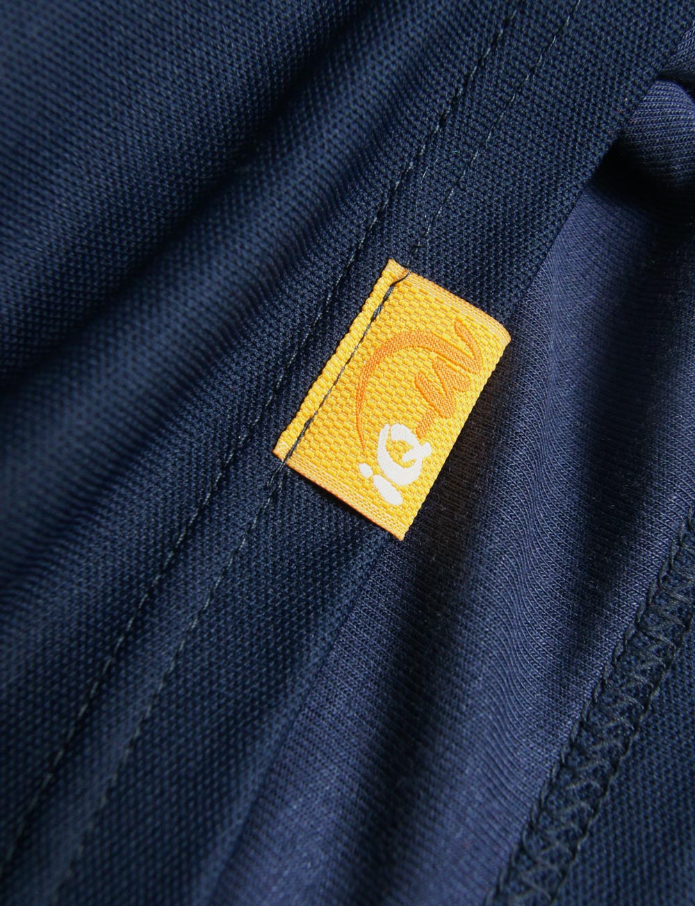 Polera manga corta de vestir corte recto hombre con filtro solar UPF 50+ marca IQ