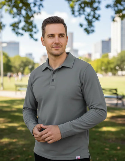 Polera de vestir Gris Ceniza manga larga cuello piqué corte recto para hombres con filtro solar UV 50+ marca iQ